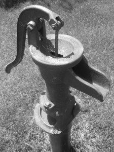 old-fashion-water-pump-angela-latour-225x300